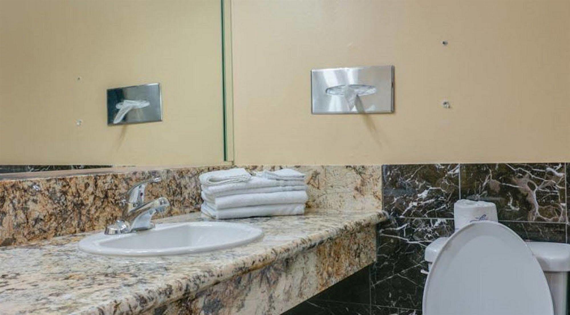 Redondo Beach Inn-Lax (Adults Only) Gardena Kültér fotó